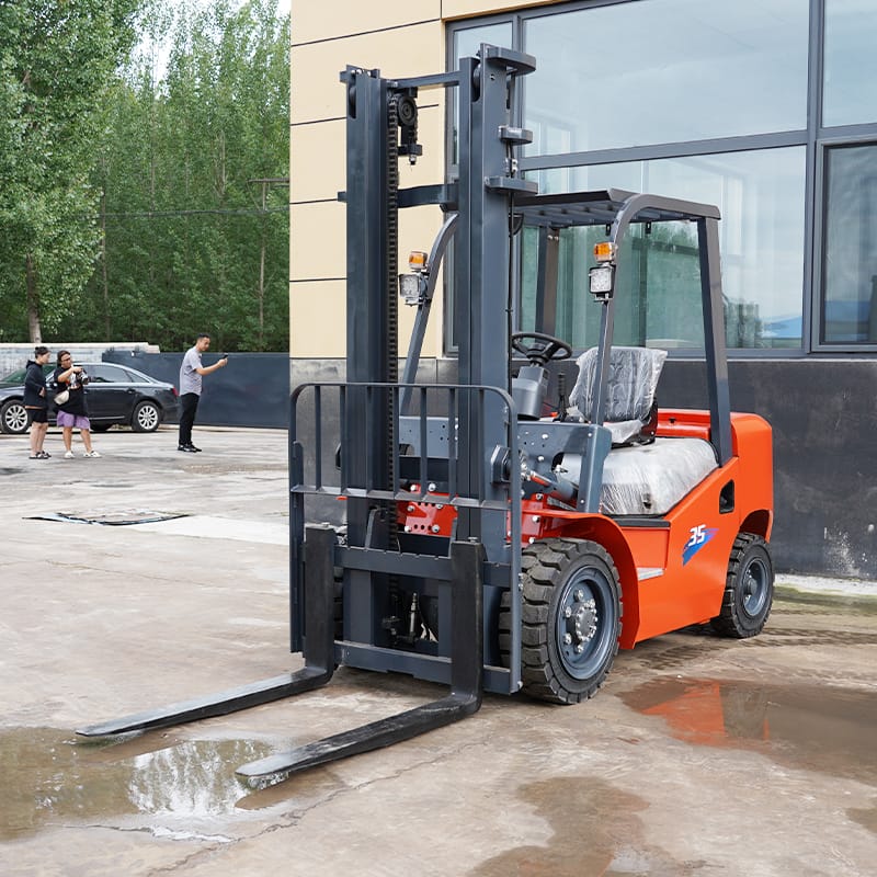 3.5T diesel powered forklift