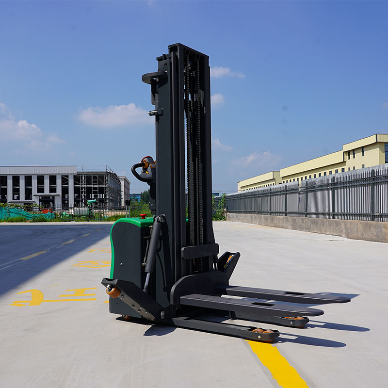 2 Ton Electric Stackers 