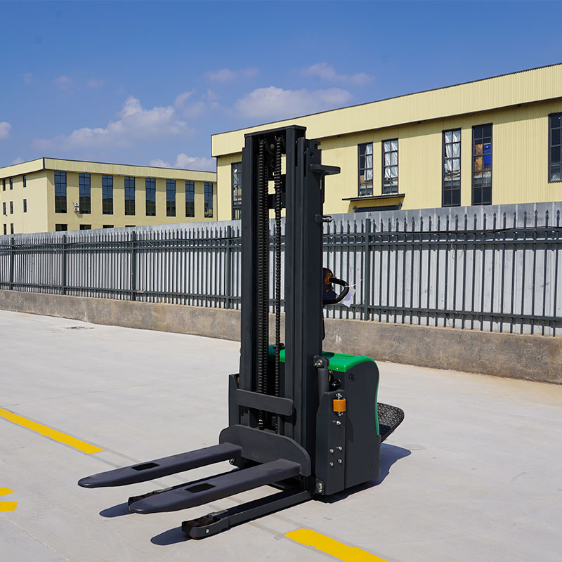 2 Ton Electric Stackers 