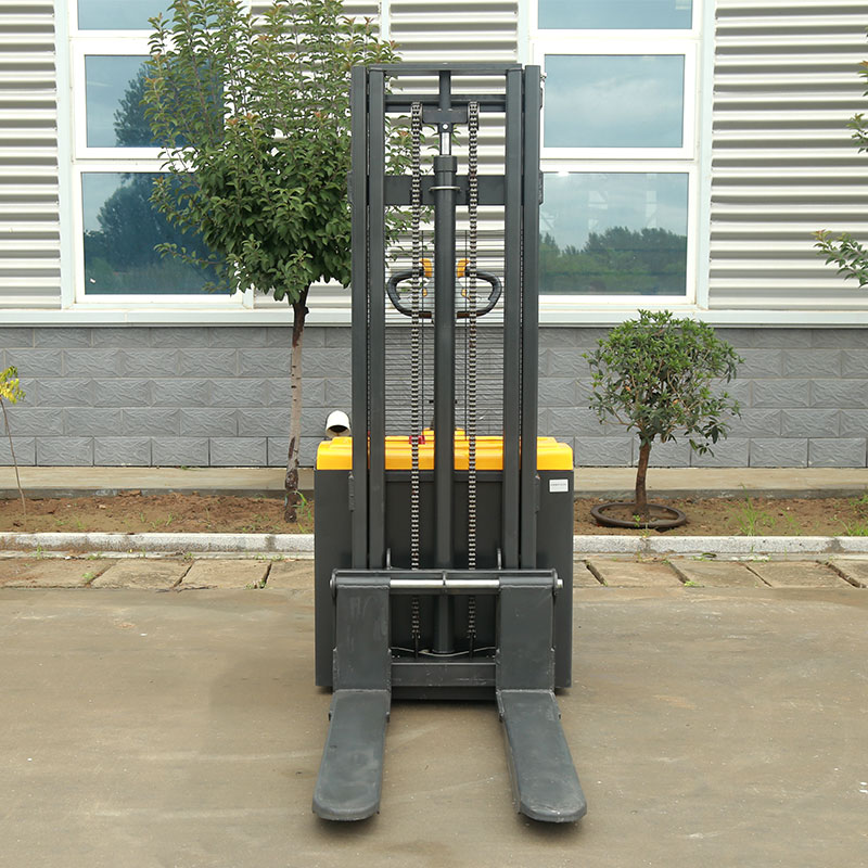 0.5 Ton Electric Stackers