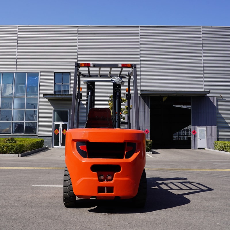 2.0T Diesel Forklift truck for sale